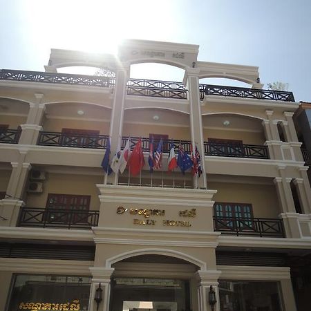 Daly Hotel Kampong Cham Dış mekan fotoğraf